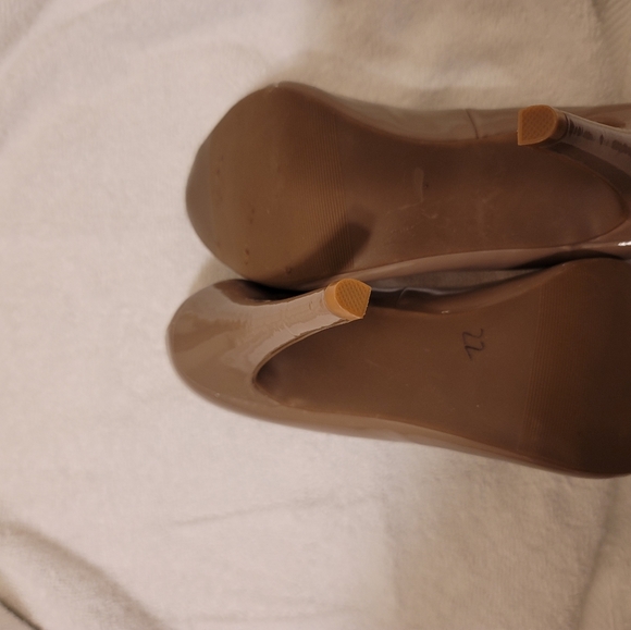 Steve Madden Pumps - Picture 3 of 4